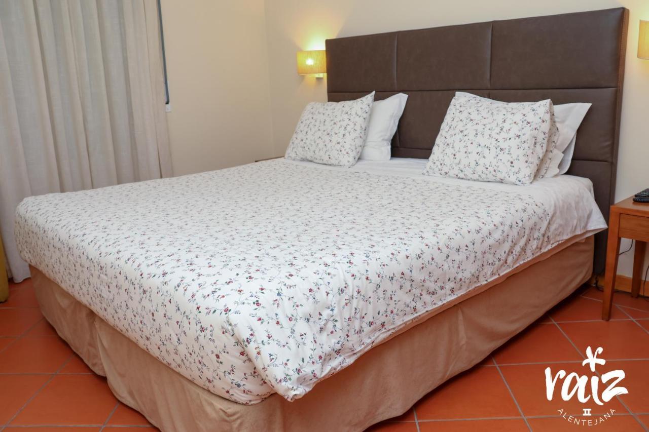 Raiz Alentejana II Bed and Breakfast Reguengos de Monsaraz Buitenkant foto